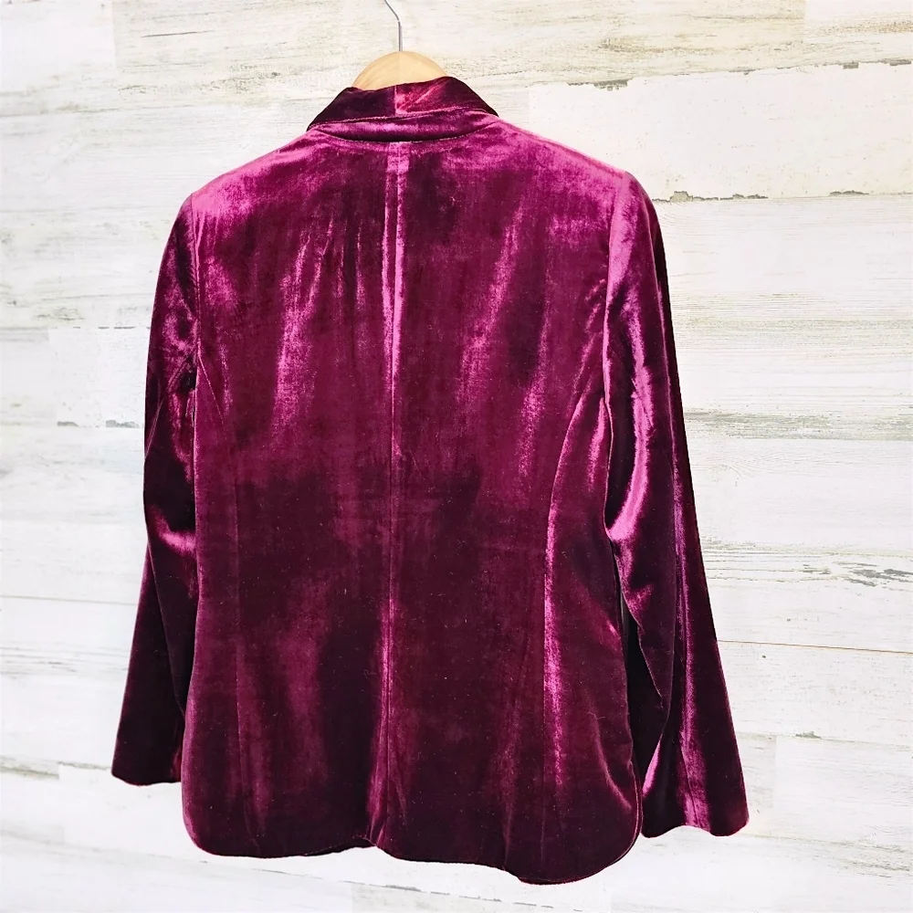 Chico’s Velvet Blazer Size M Wine Plum Burgundy Floral Lining Holiday Party